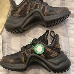 Shoes don’t fit me